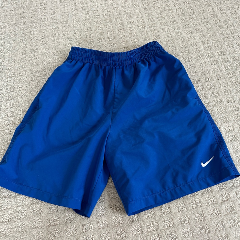 Boys Nike Shorts Size Large